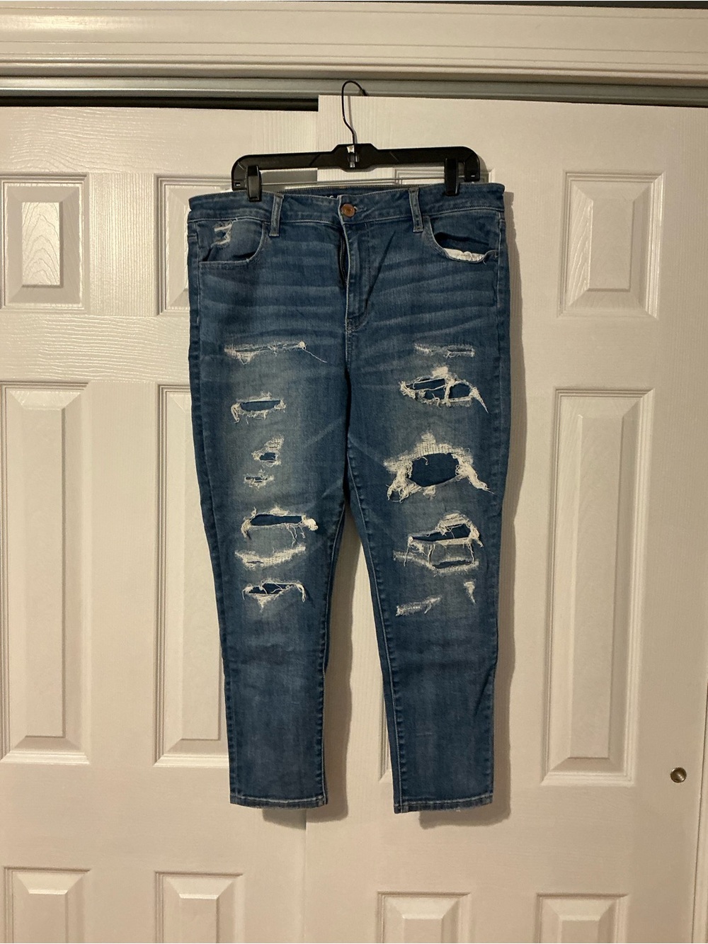 American Eagle Outfitters Distressed Dark Blue Jeggings